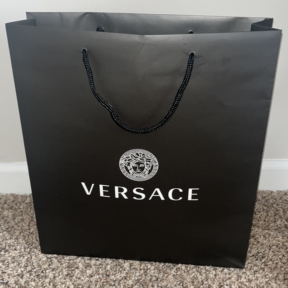 Versace mini bag! - Picture 8 of 8